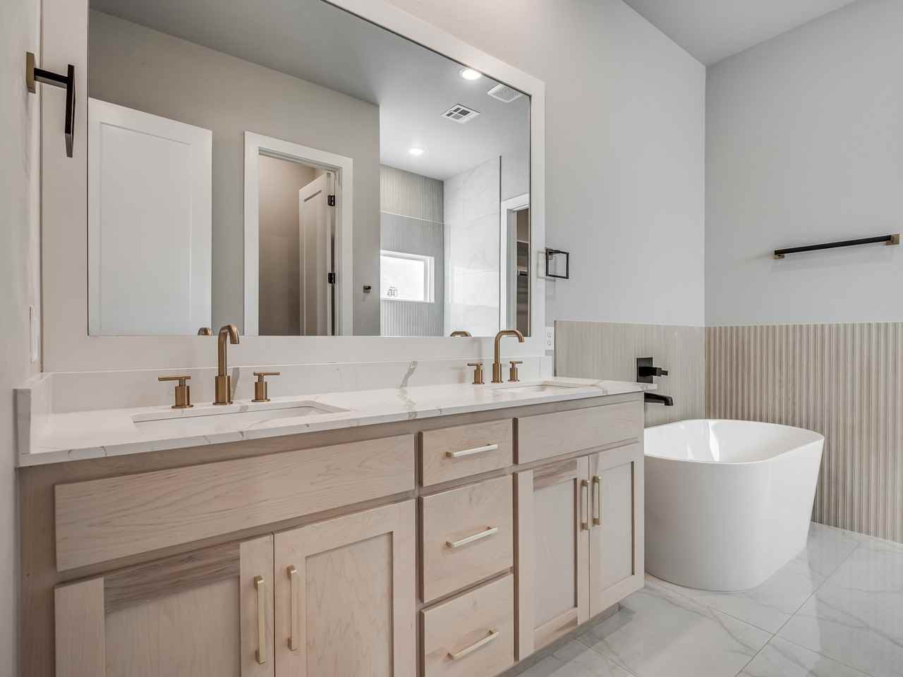 4112 Nw 179th Ter #NA - Photo 4 of 9