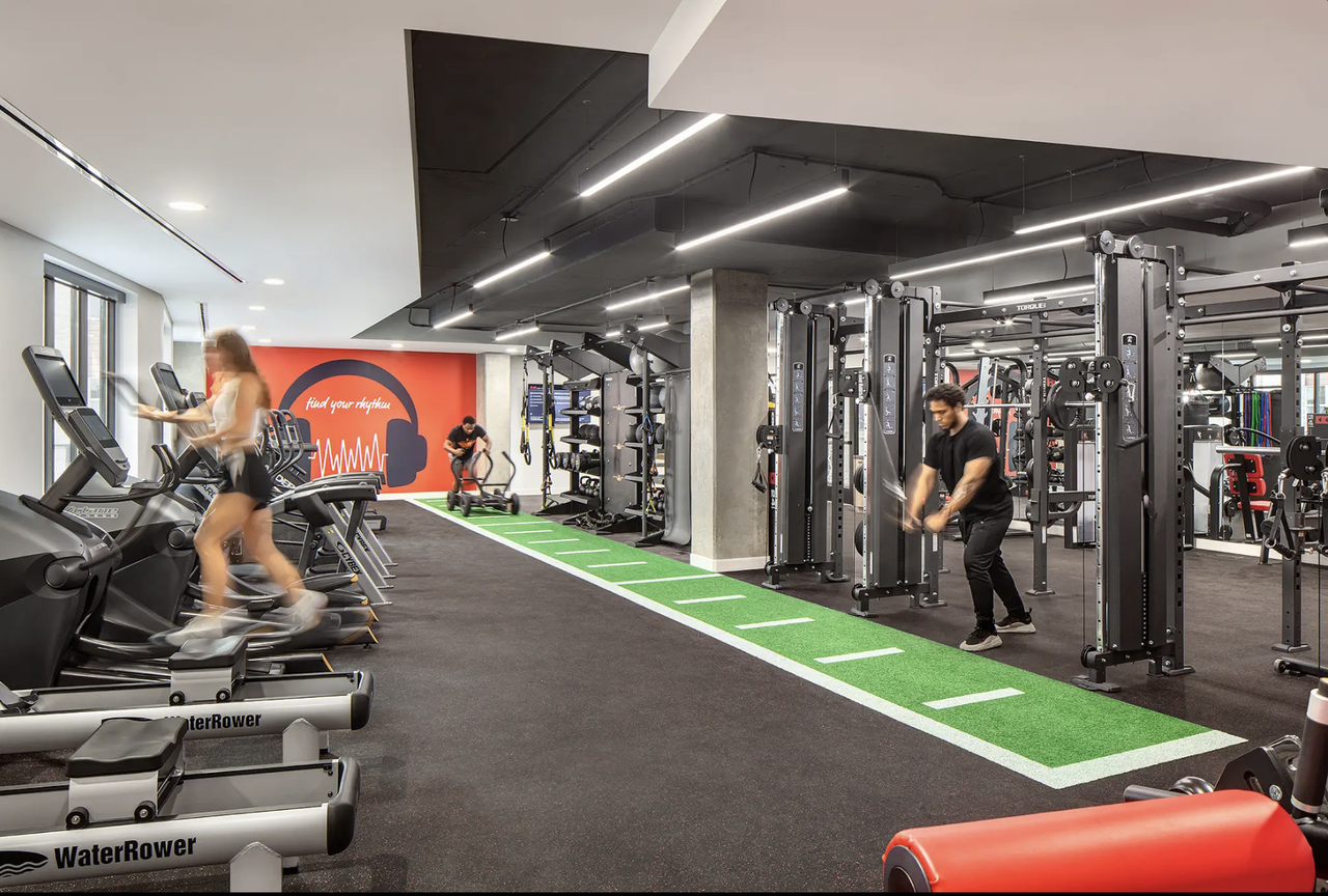 8430 Baltimore Ave #NA - Photo 6 of 7