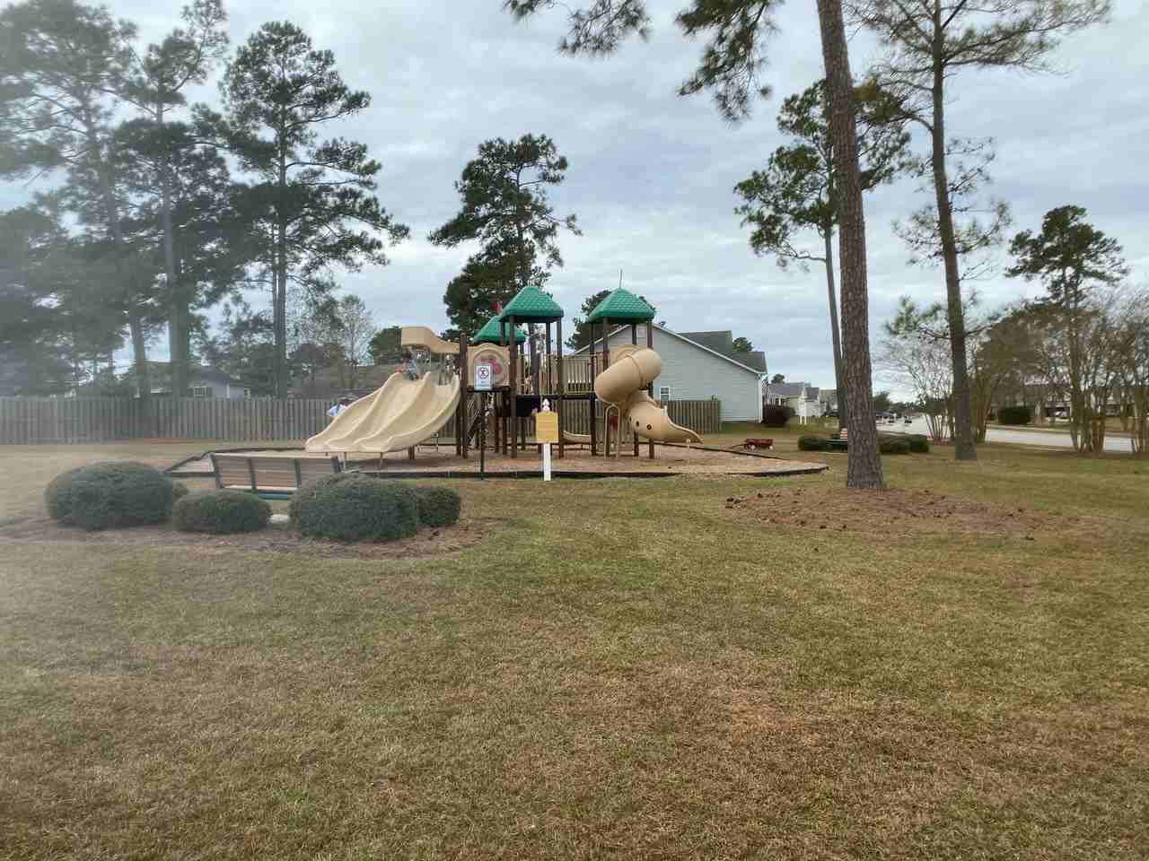 1040 Bridgeport Way - Photo 4 of 19