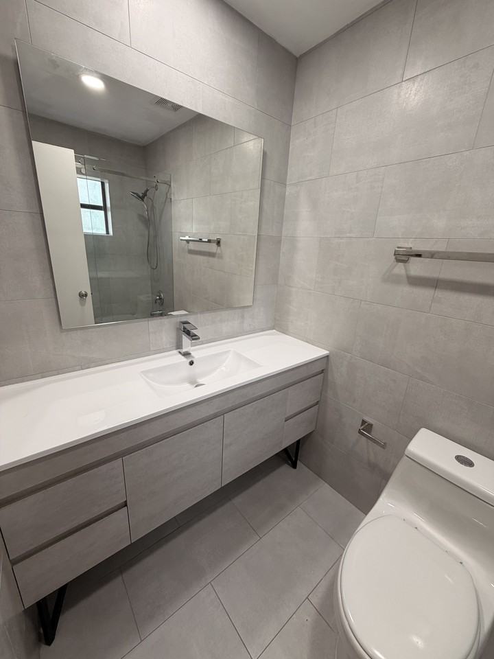 9662 Sw 148th Ave - Photo 5 of 15