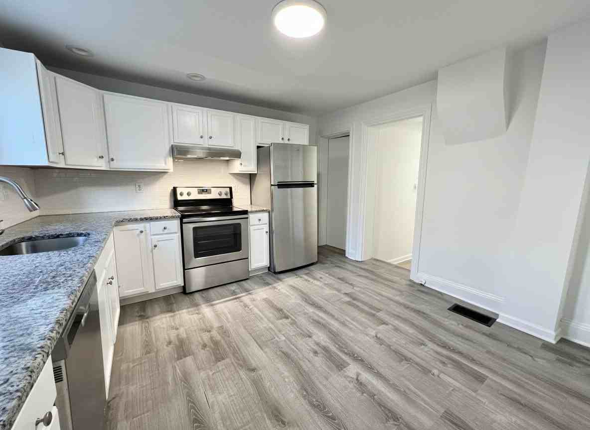 358 E Hector St #1 - Photo 3 of 13