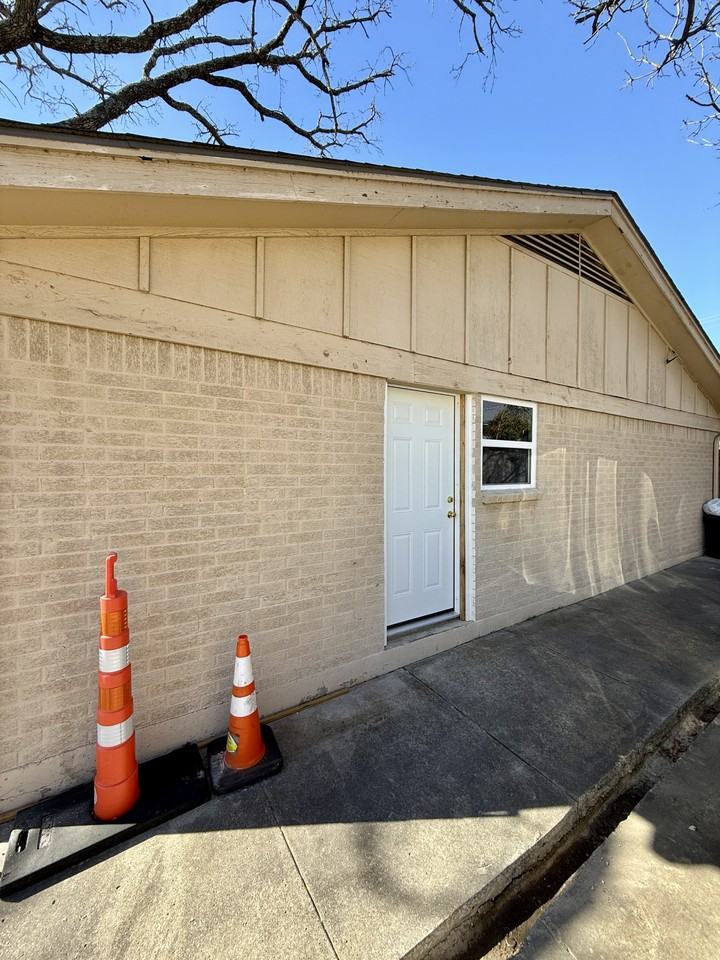 1321 Wade Dr #NA - Photo 6 of 18