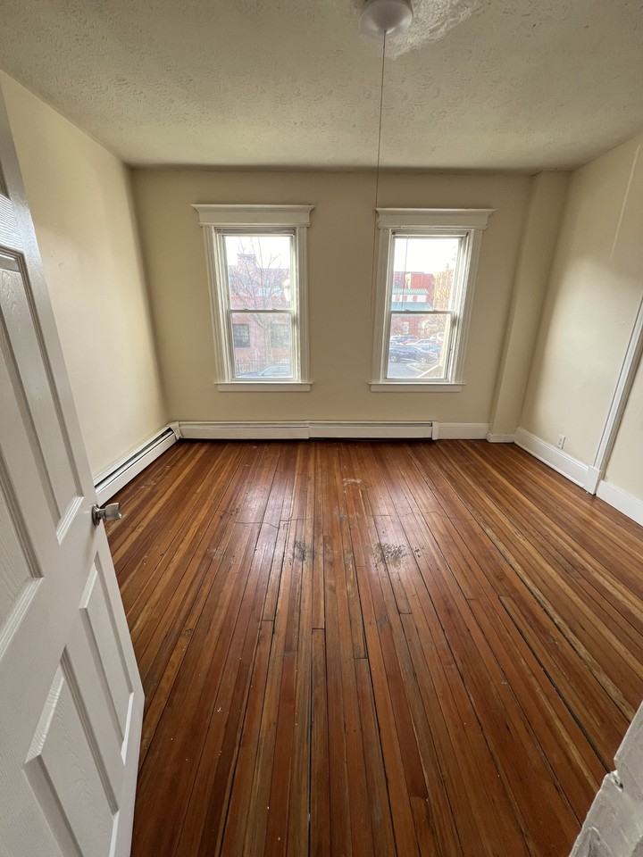 558 Broad St #3 - Photo 2 of 9