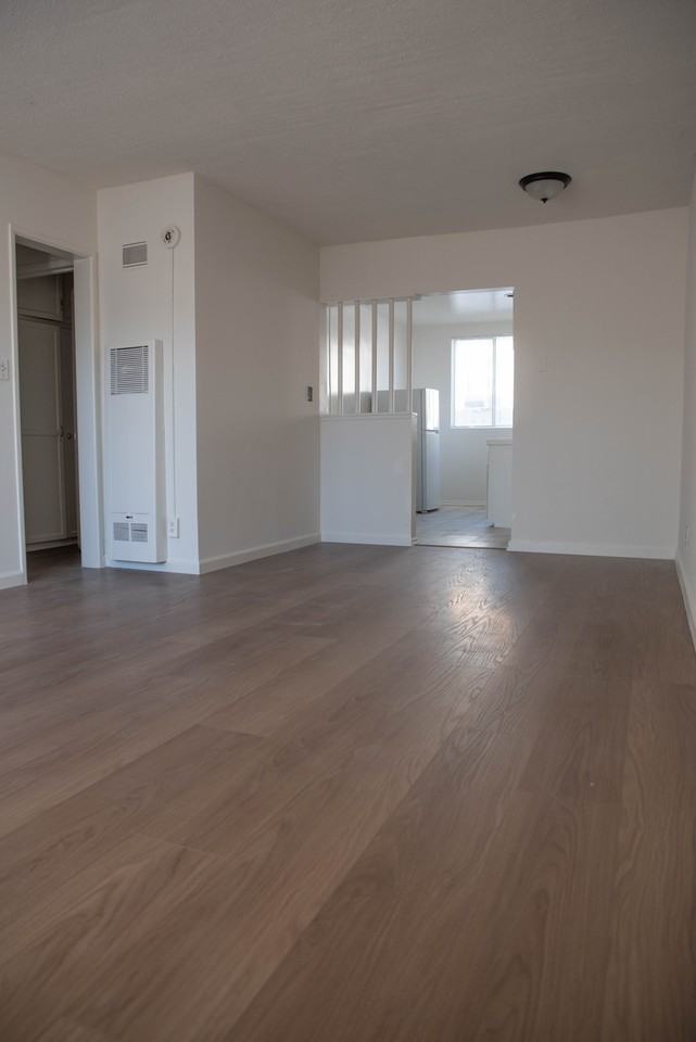 118 S Normandie Ave #9 - Photo 4 of 14