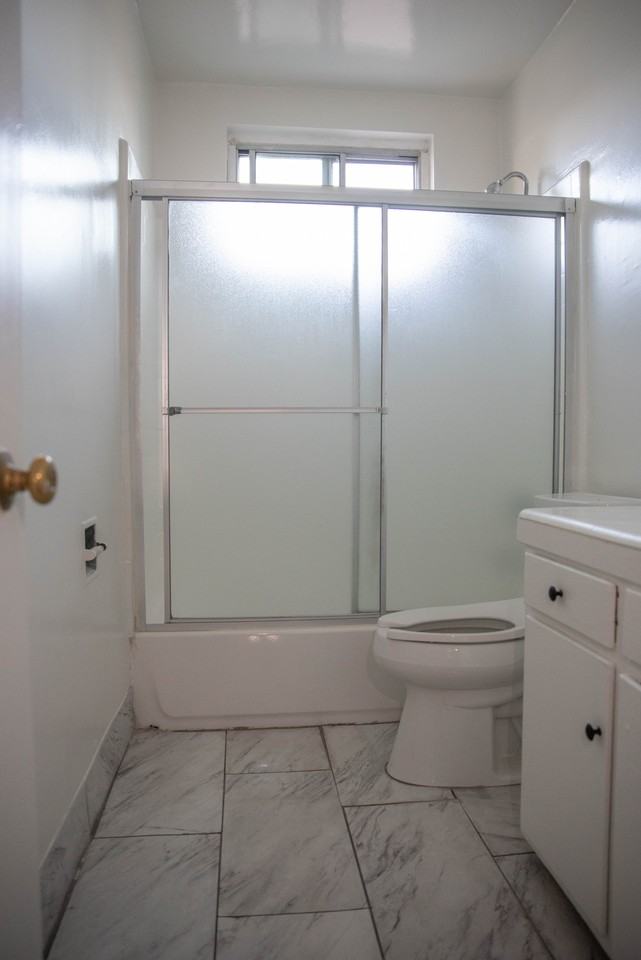 118 S Normandie Ave #9 - Photo 7 of 14