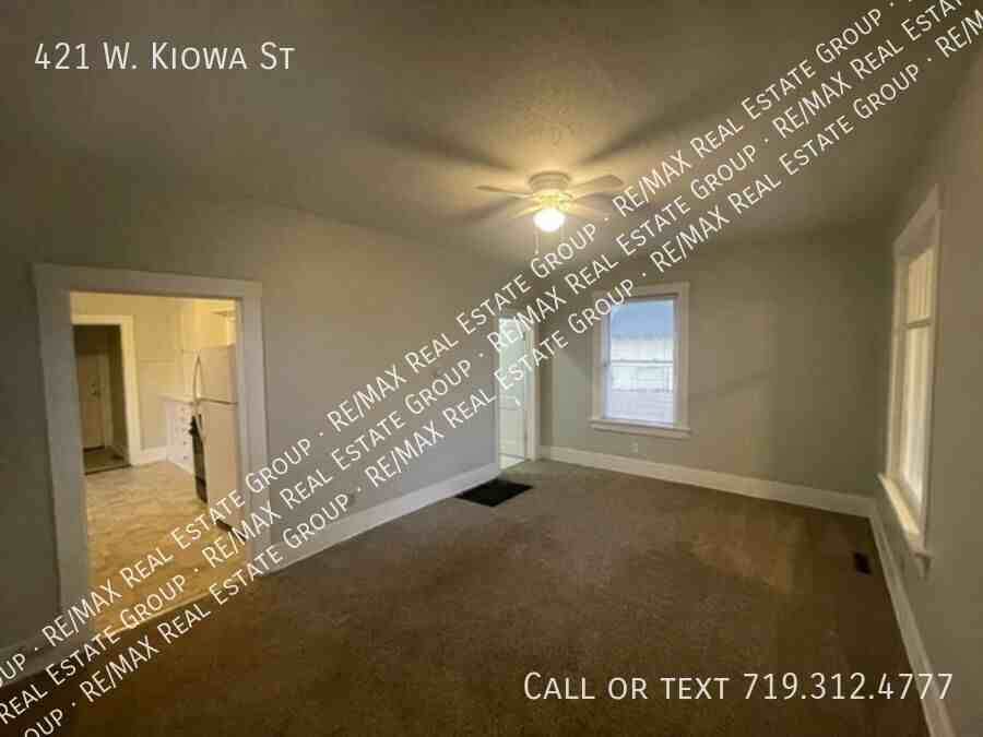 421 W Kiowa St - Photo 3 of 13