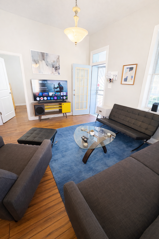 722 Broadway Blvd Se #NA - Photo 3 of 16