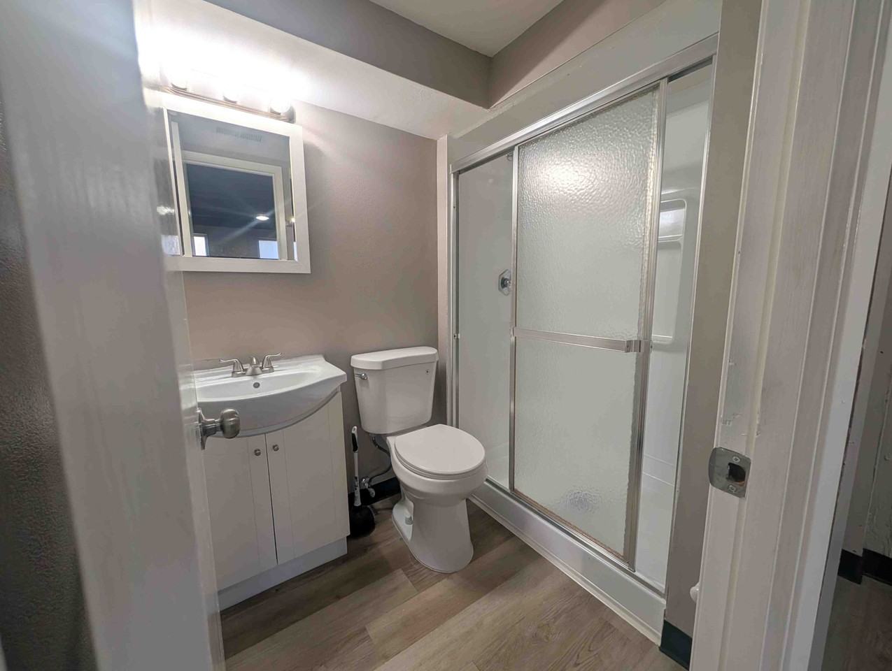 2537 Clovermere Ct #NA - Photo 7 of 8