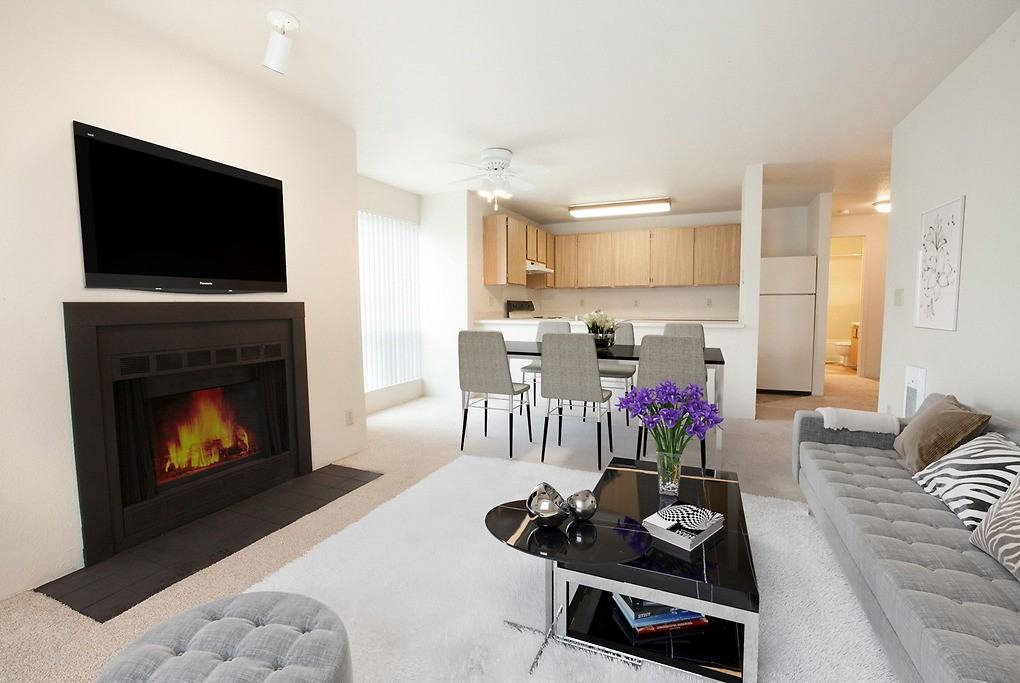 Wandering Creek - Photo 6 of 32