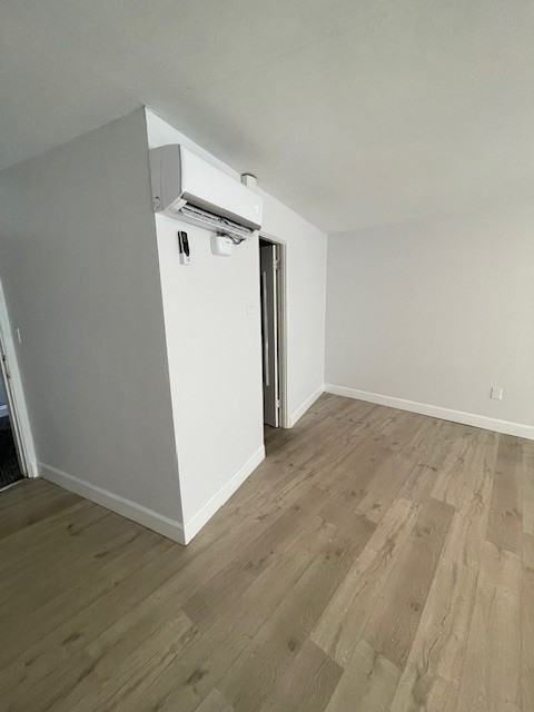 1508 Dolphin St #4 - Photo 4 of 15