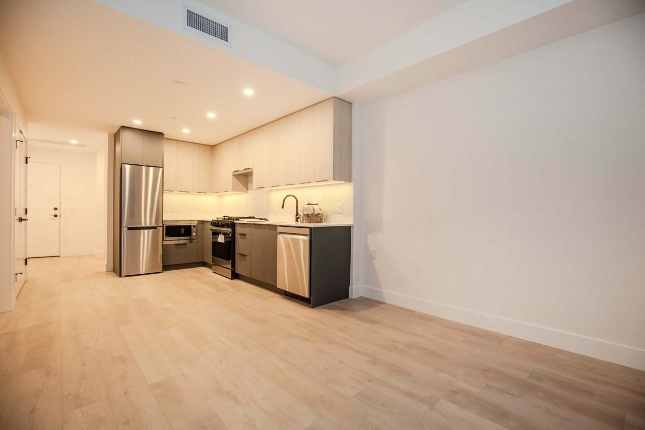 111 Buller Street #507 - Photo 2 of 22