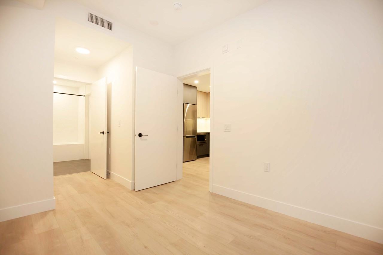 111 Buller Street #507 - Photo 6 of 22