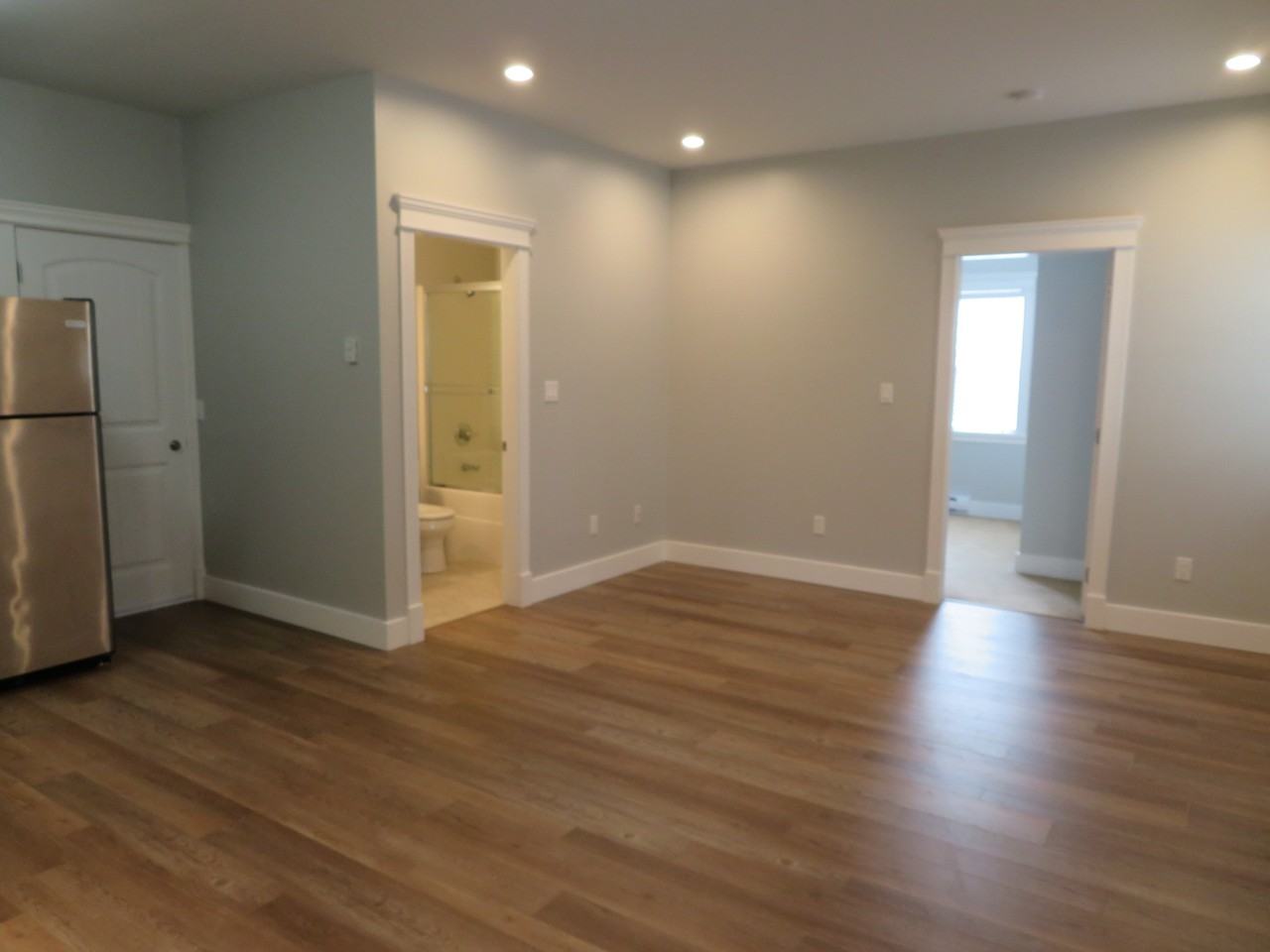 1005 Arngask Ave #1 - Photo 4 of 10