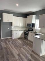 426 W Day St - Photo 1 of 1