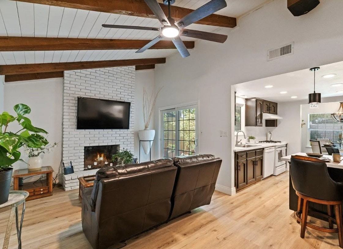 5419 W Walnut Ave - Photo 7 of 11