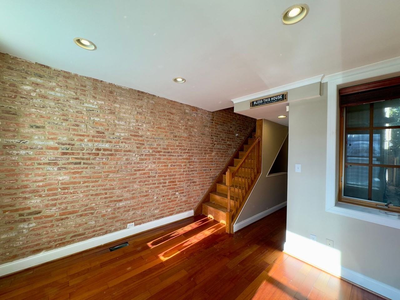 2428 Fleet St - Photo 3 of 26