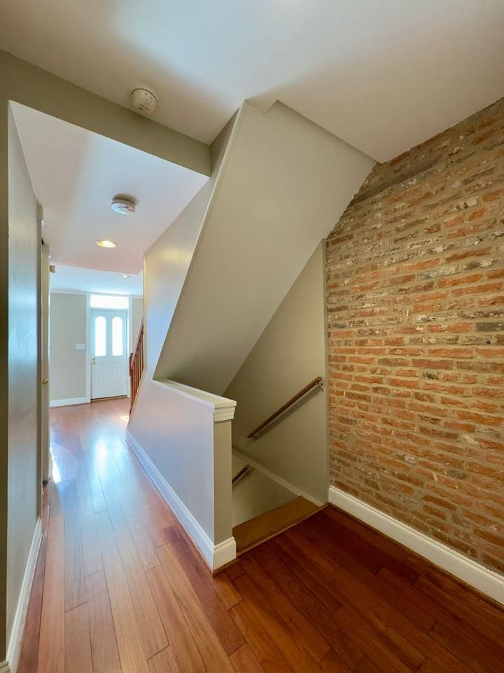 2428 Fleet St - Photo 6 of 26