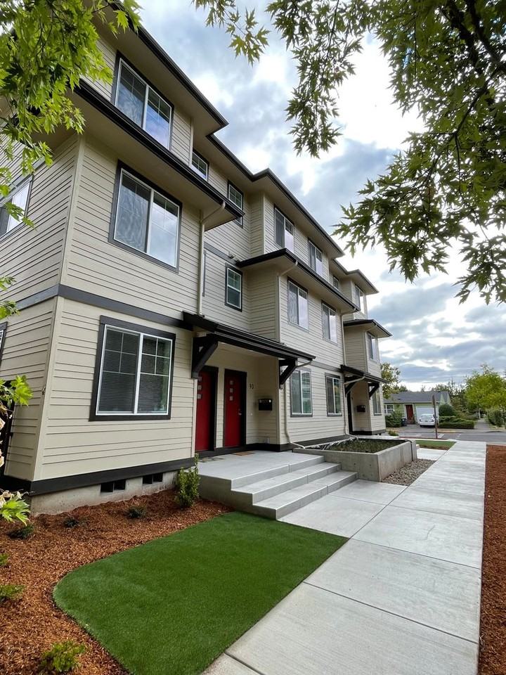 90 W 15th Ave - Photo 3 of 31