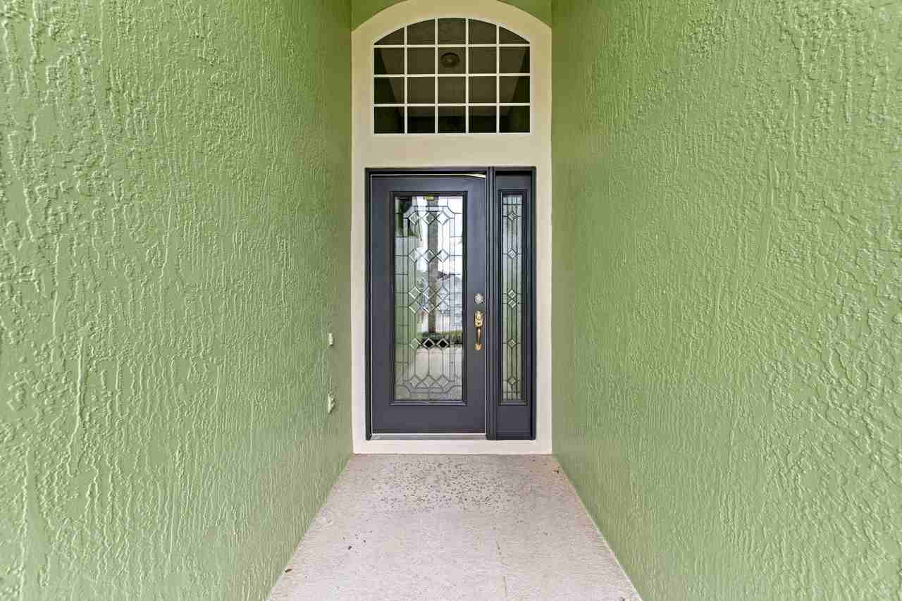 3167 Stonehurst Cir - Photo 3 of 50
