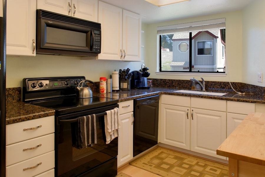 3107 Erin Ln - Photo 6 of 10