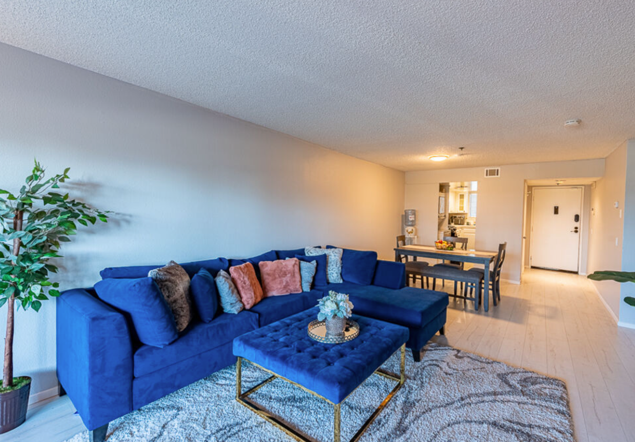 6545 Reseda Blvd - Photo 3 of 14