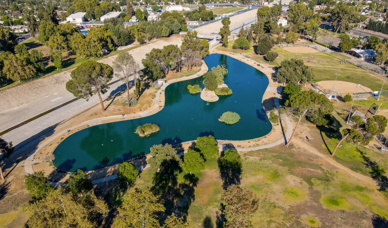 6545 Reseda Blvd - Photo 5 of 14