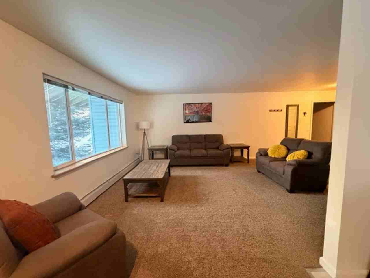 Larsen Properties - Photo 6 of 50