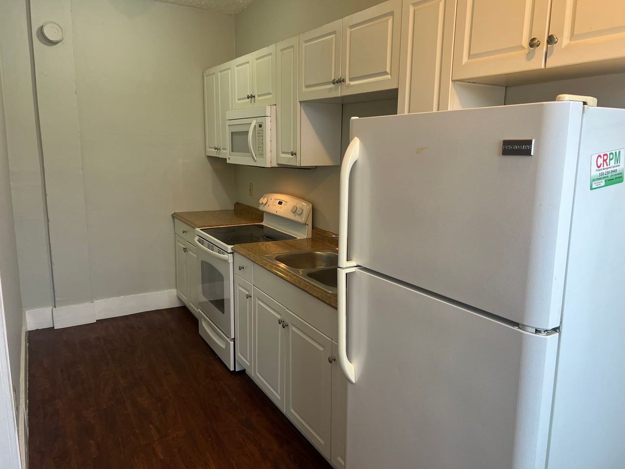 794 N Main Street Akron OH 44310 MFH18 .T3 - Photo 3 of 9