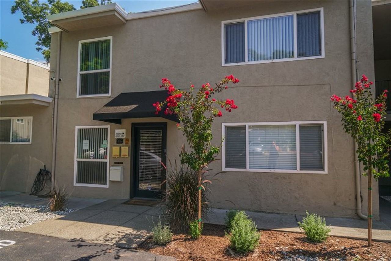 Villa Serrano New - Photo 4 of 50