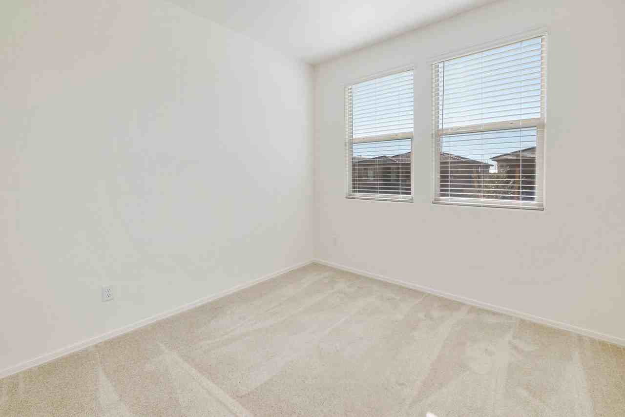 18156 W Cielo Grande Ave - Photo 6 of 34