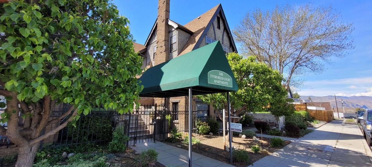 Evergreen Court Apartments - Photo 7 of 12