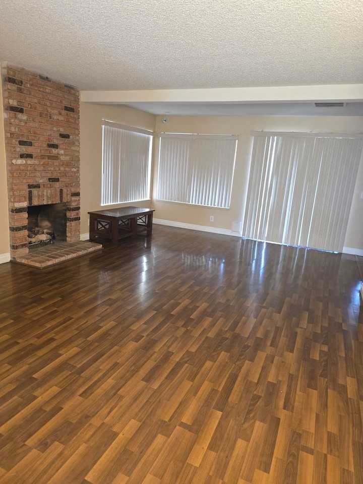 3911 Mohigan Way - Photo 7 of 32