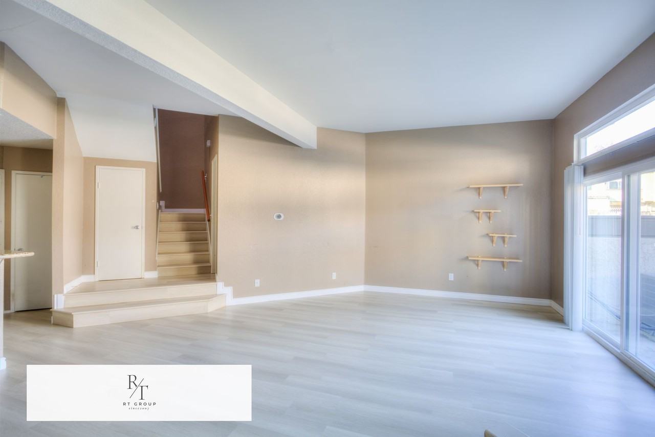 52 Brownfield Ln - Photo 2 of 33