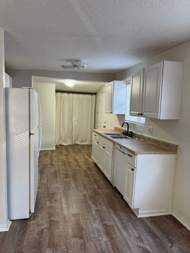 665 W Ballf St - Photo 5 of 14