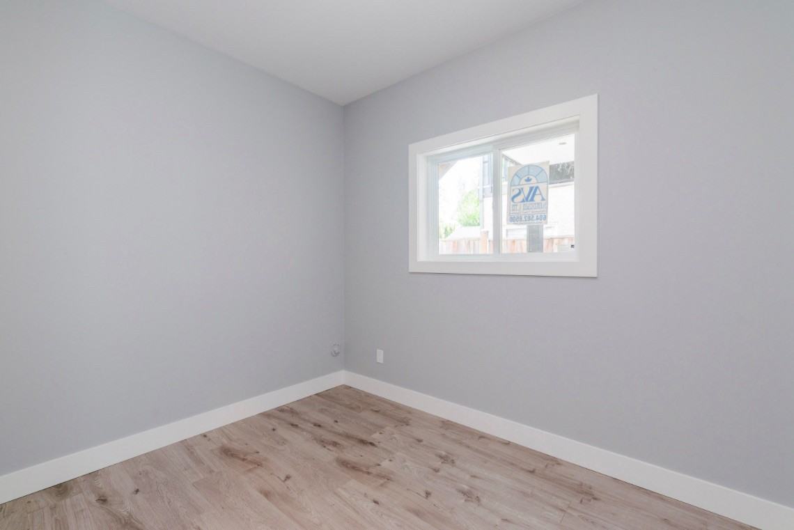 Prestige Pl - Photo 4 of 8