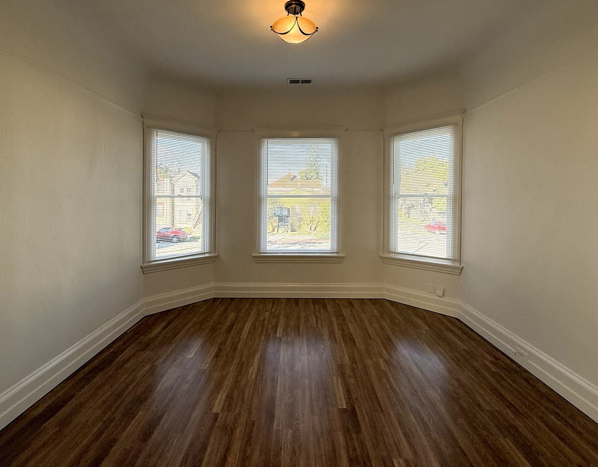 1222 Santa Clara Ave - 12221224 Santa Clara Ave #1222 - Photo 5 of 39