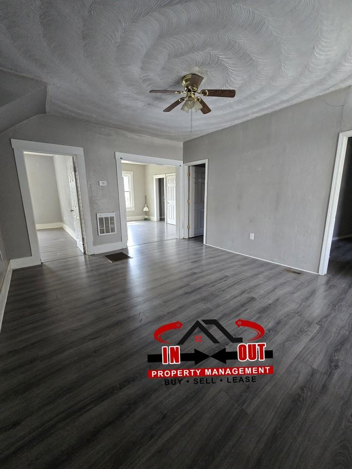 413 Frederick St #1 - Photo 7 of 14