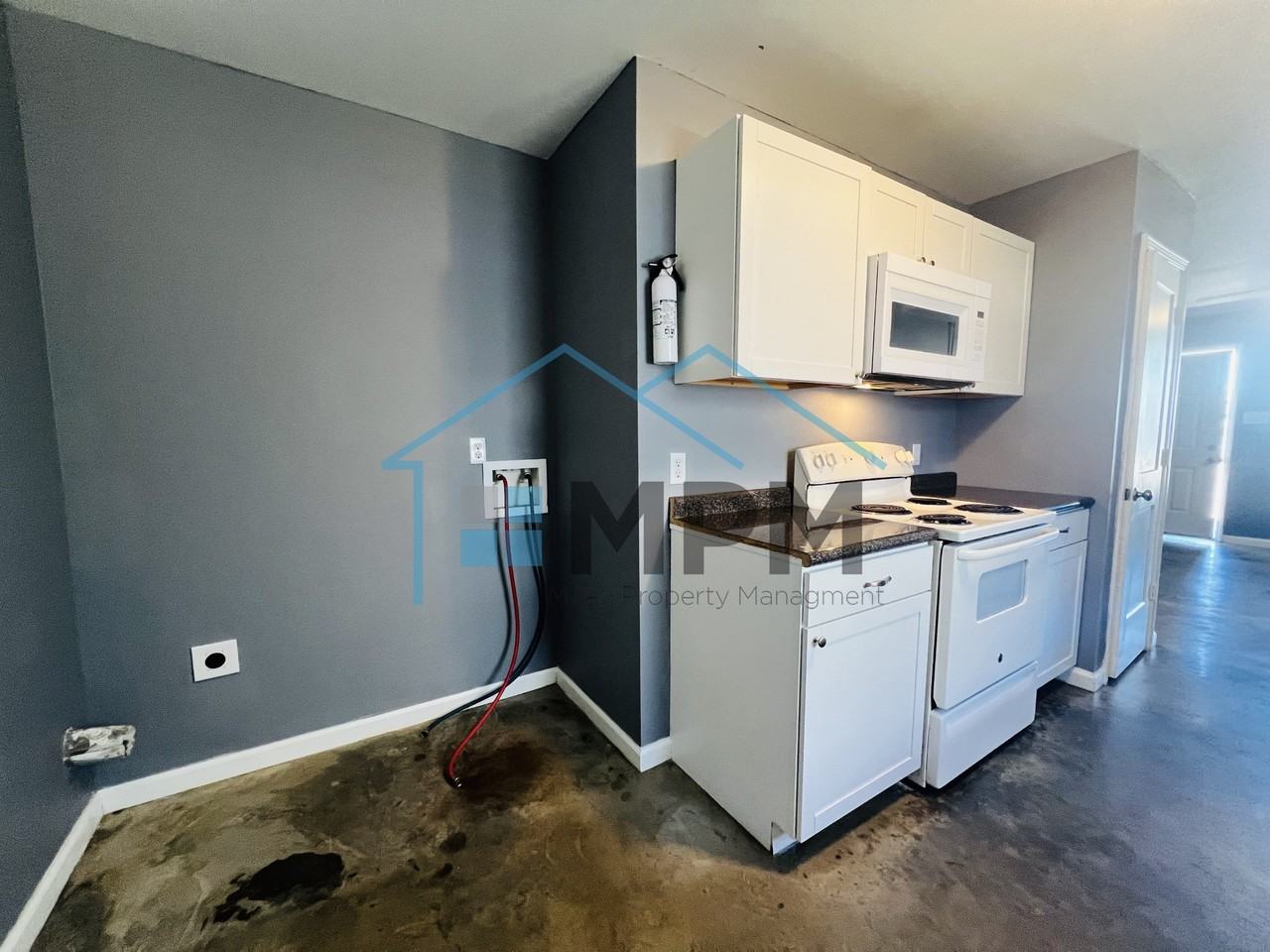 1706 Grammont St #B - Photo 4 of 8