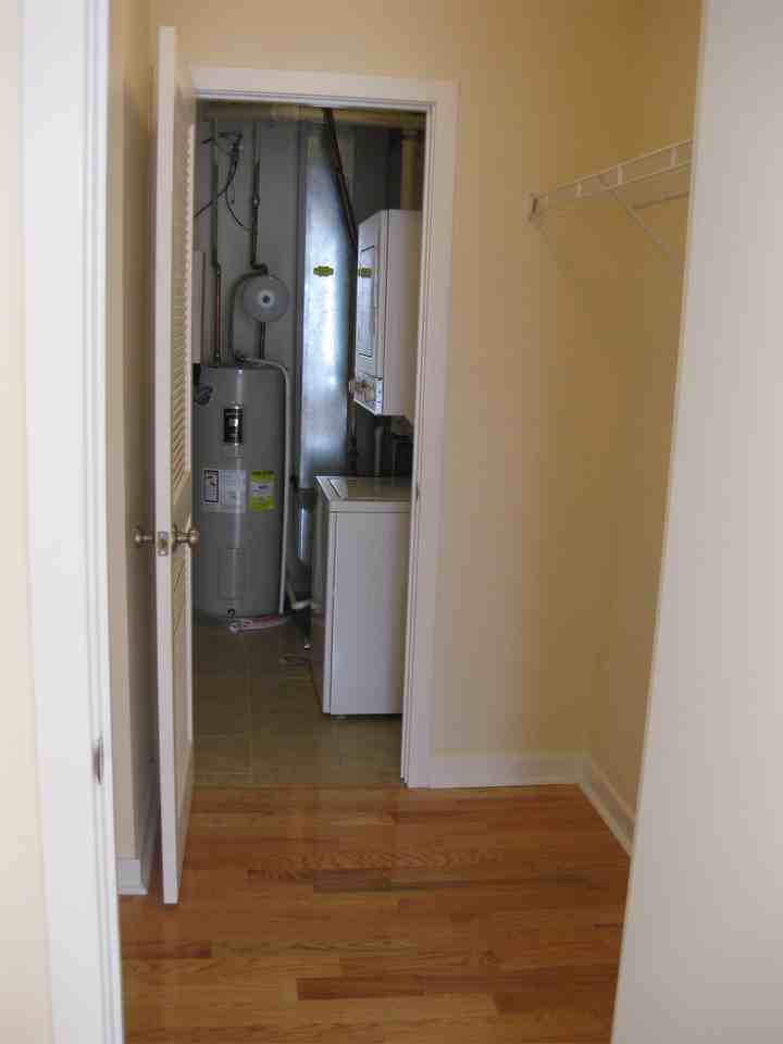 1921-29 Fairmount Ave. - Photo 7 of 14