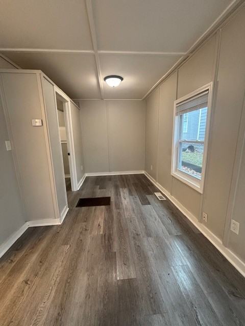 456-460 Locust Street - Photo 6 of 16