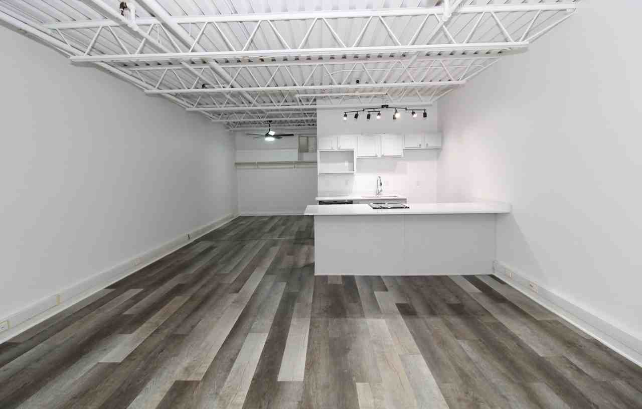 Apartments @ Molly Court - Photo 5 of 33