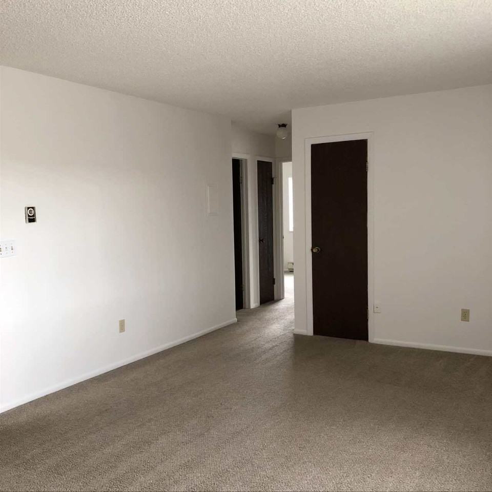 3101 Palm Court - Photo 3 of 13