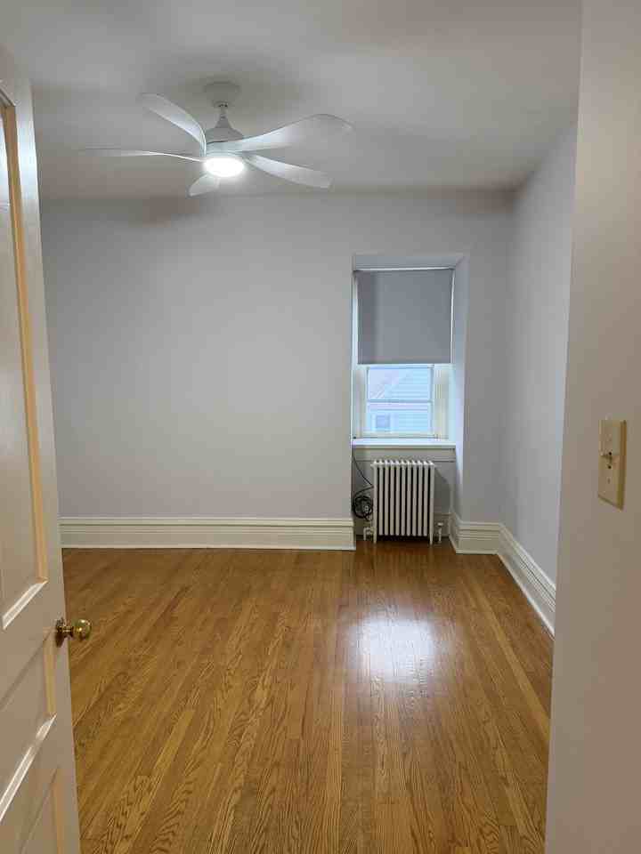 704 Penn Street - Photo 7 of 16
