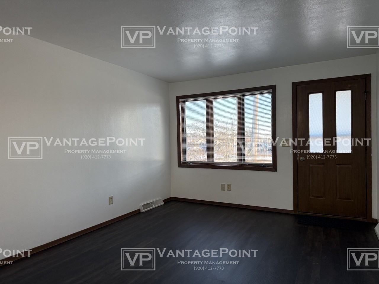 2721 N Locust St #1 - Photo 3 of 18