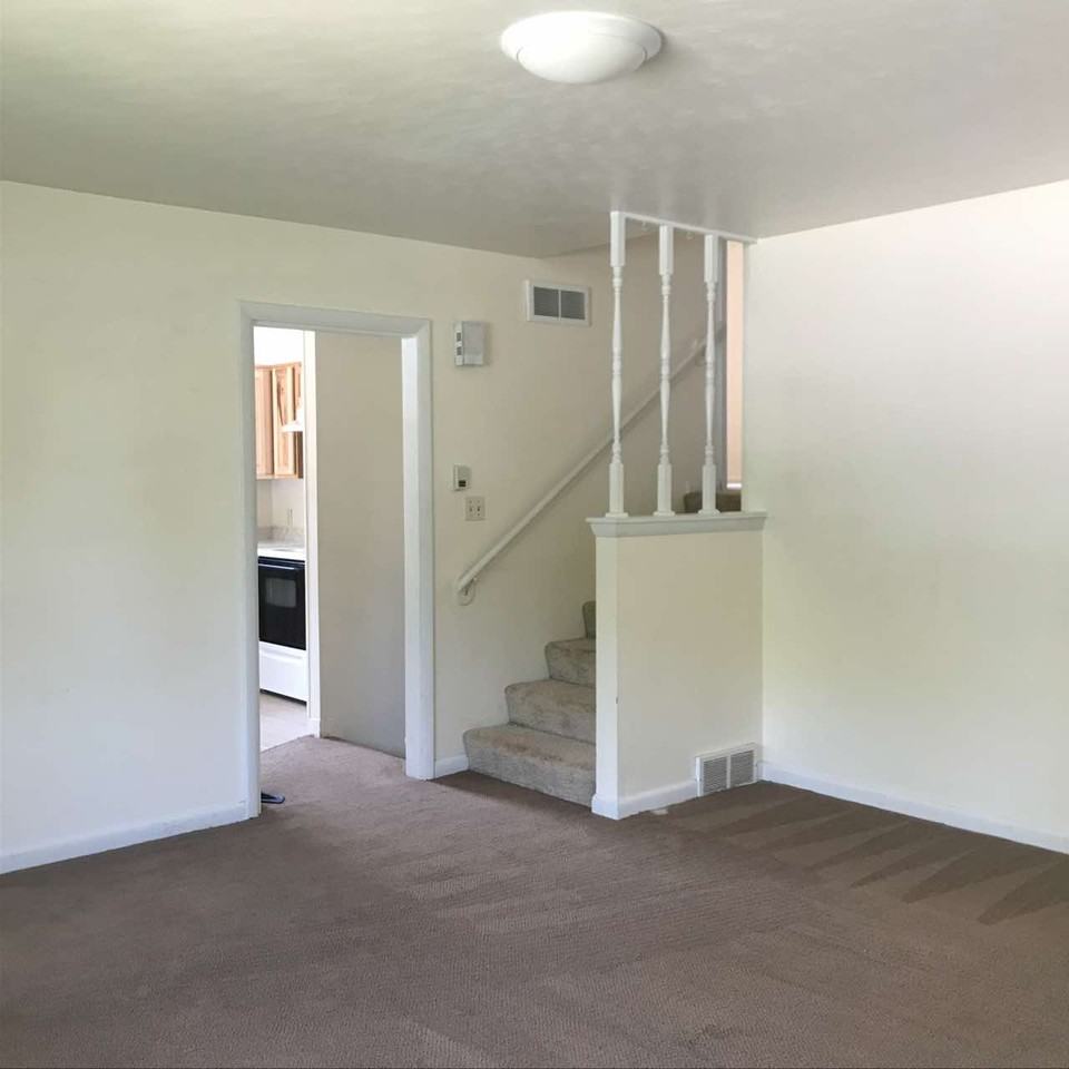 1103 Ash Dr #1103 - Photo 3 of 15