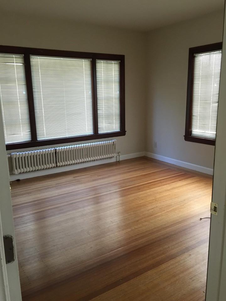 Studioville - Photo 6 of 29