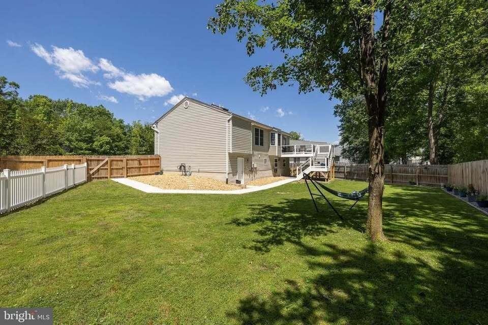 5403 Veld Court - Photo 5 of 12