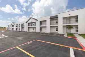 featured image of 820 E Cedar Ave