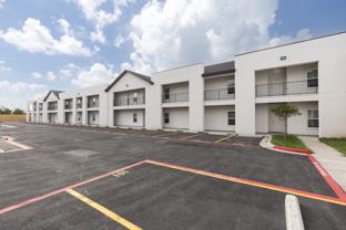 820 East Cedar Avenue - Photo 1 of 1