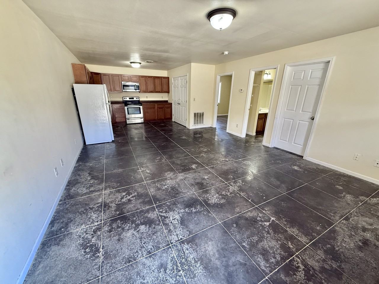 510 Pine Street - Photo 3 of 10